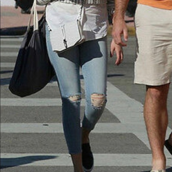 SOLD OUT J Brand The Dropout capri jeans, gently used condition - Picture 2 of 6